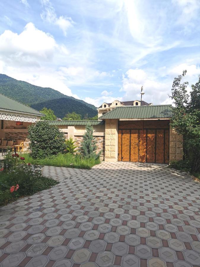 Raffles Villa With Pool Gabala Exterior photo